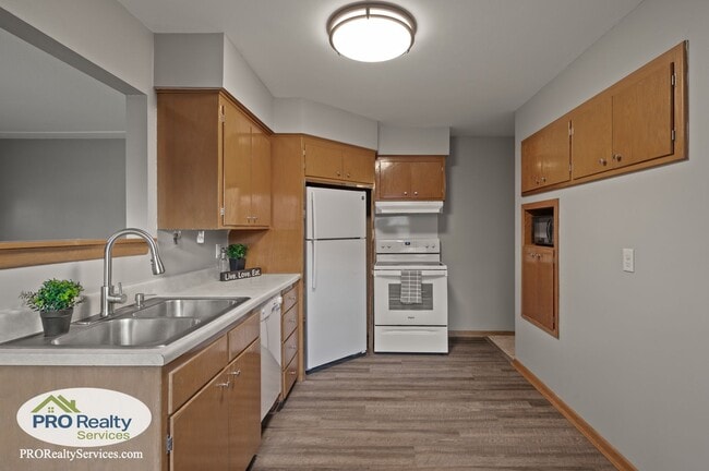 Photo - 4357-4359 7th St NE