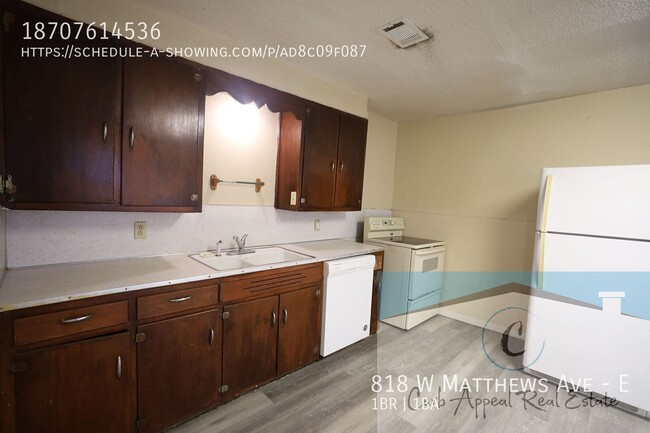 Photo - 818 W Matthews Ave Unit E