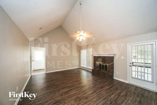 Photo - 4504 Laird Dr