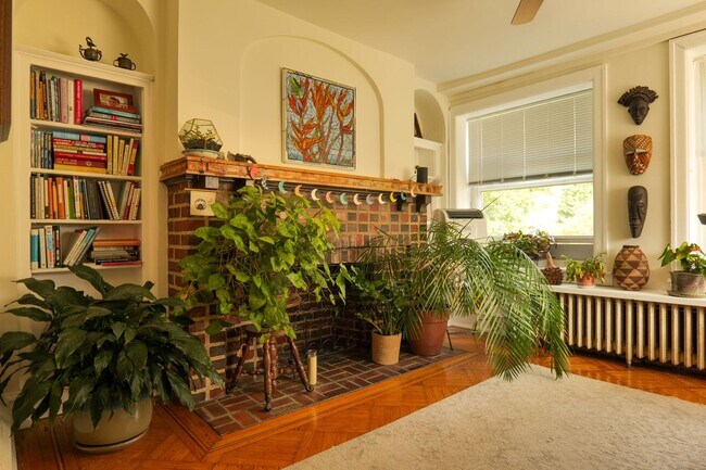 Photo - 533 Glen Echo Rd