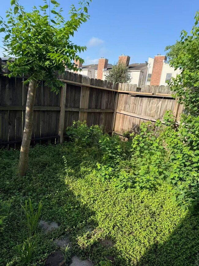 Photo - 10075 Westpark Dr Unit 52