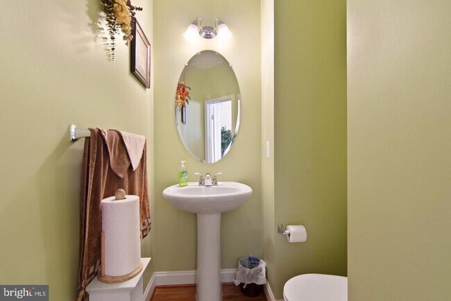 Photo - 2613 Glenriver Way