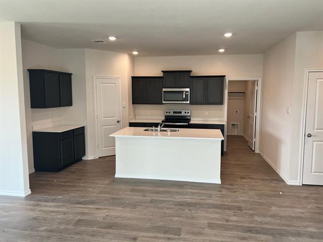 Photo - 1311 Gdn Grv Dr