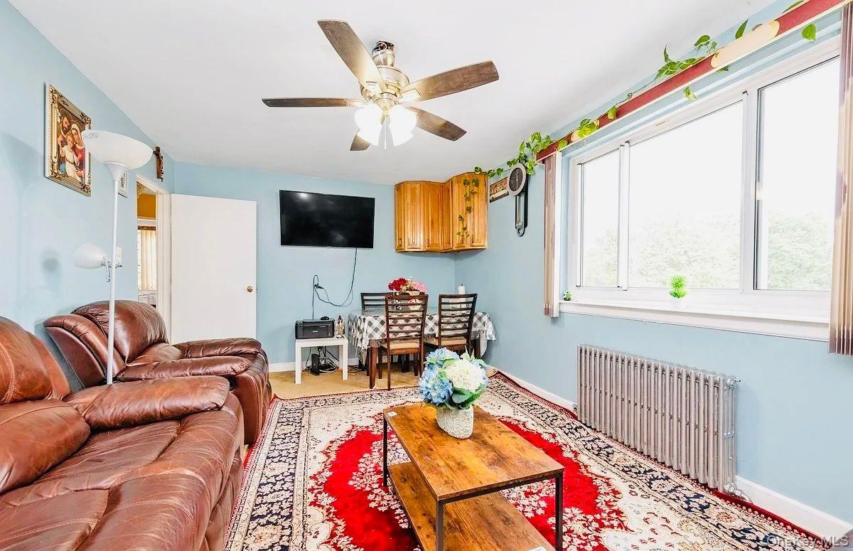 Photo - 245-24-245-77 77th Crescent