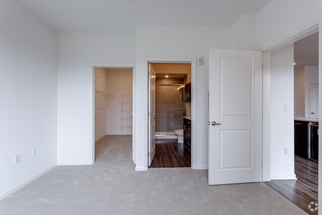 2BR, 2BA - B3