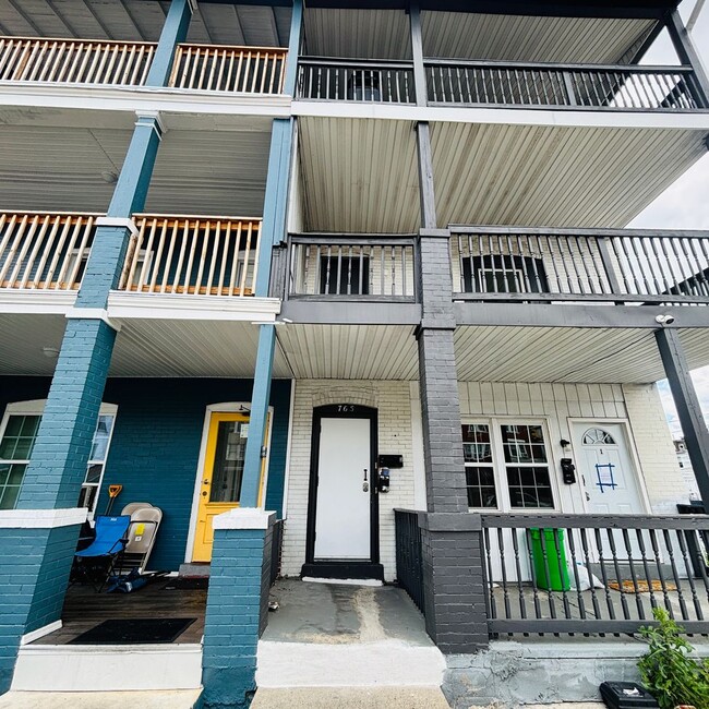 Building Photo - 761-765 S 8th Street Unit 765 S 8th St 2