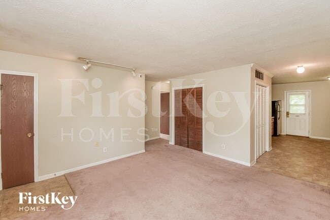 Photo - 5691 Dobbs Ferry Dr