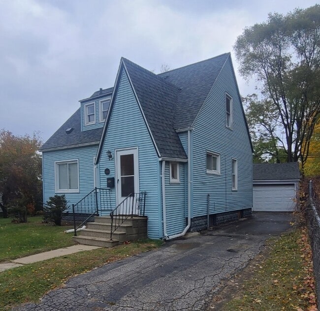 Photo - 4411 Red Arrow Rd