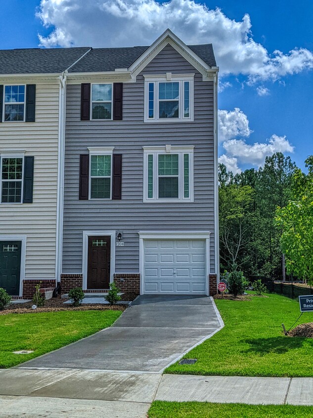 Photo - 1204 Helms St (Durham, NC)