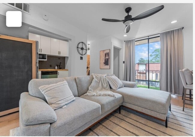 Photo - 3401 Timmons Ln