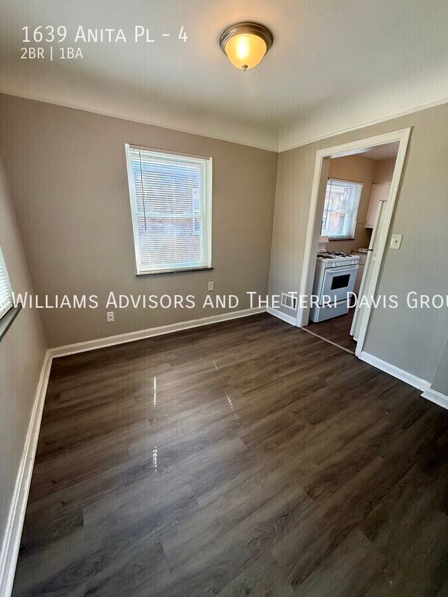 Photo - 1639 Anita Pl Unit 4