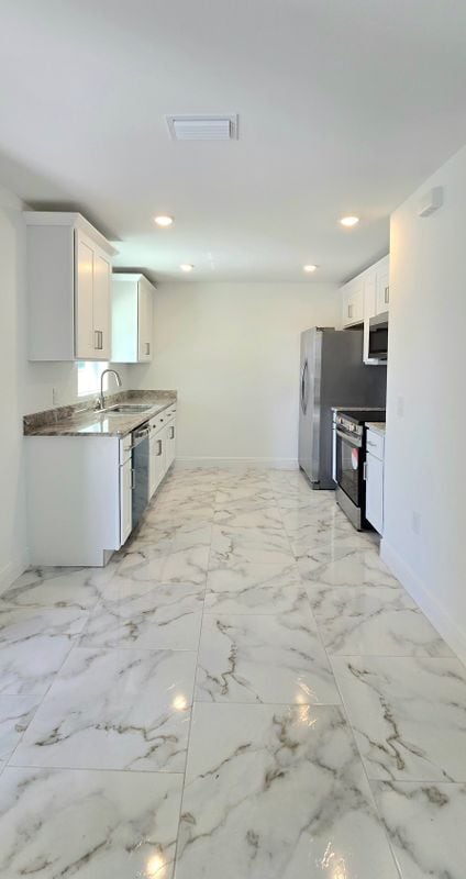 Photo - 2775 Market St