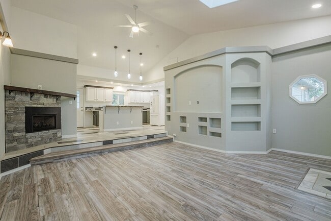 Photo - 238 Abraham Ave