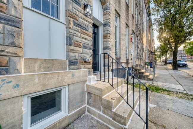 Building Photo - 1703 Edmondson Ave