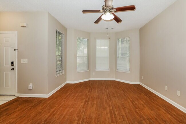 2497 Brianna Dr