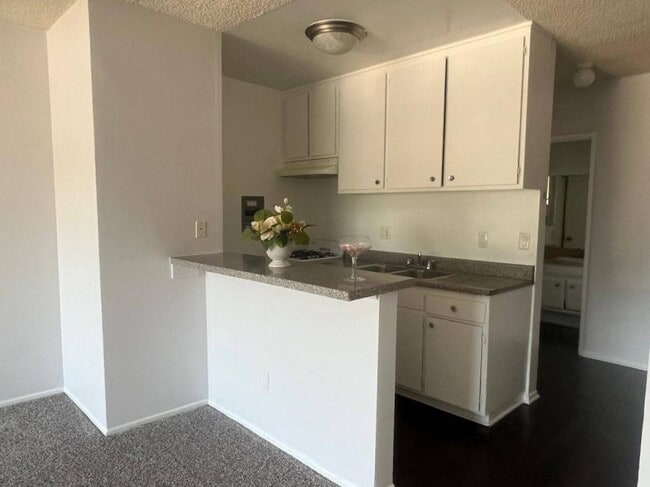 Photo - 0.0 bedroom in Los Angeles California 91343 Unit 30