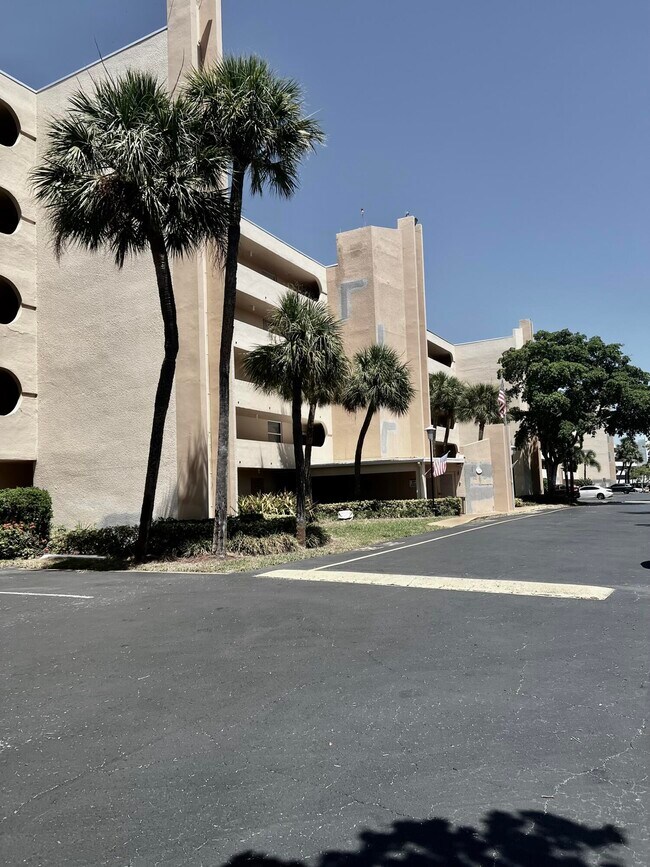 6461 NW 2nd Ave Unit 1050