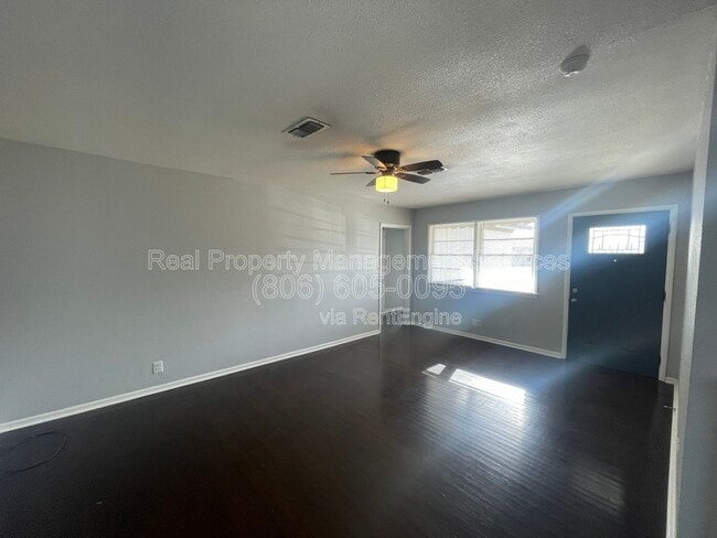 Photo - 3808 32nd St