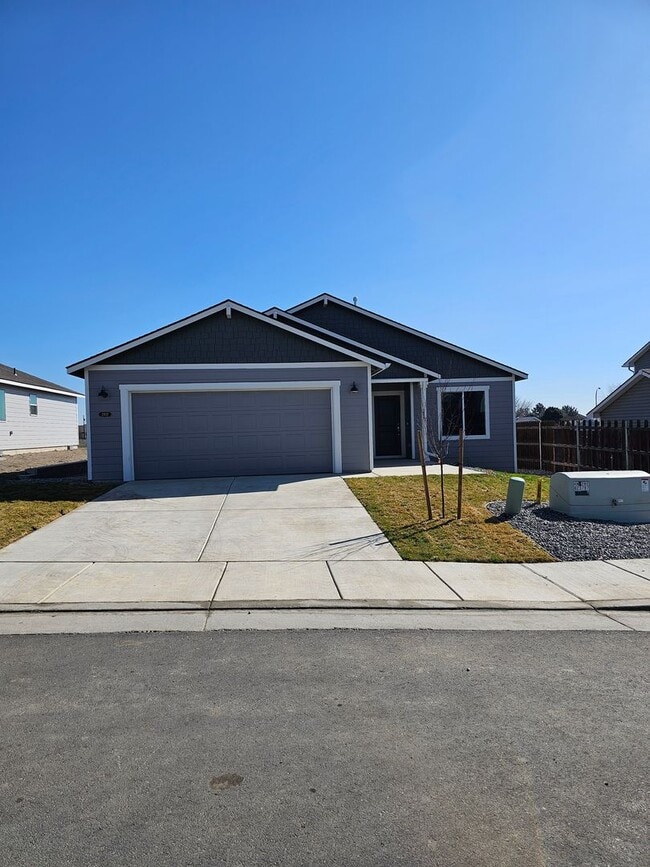 Building Photo - New Construction 3 bed 2 bath Single Story