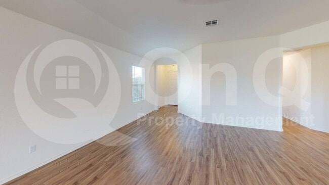 Photo - 1000 Berryhack Ct