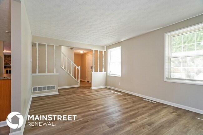 Photo - 2520 Blue Rock Blvd