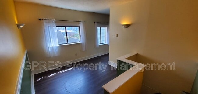 Photo - 1109 Goettmann St Unit 2