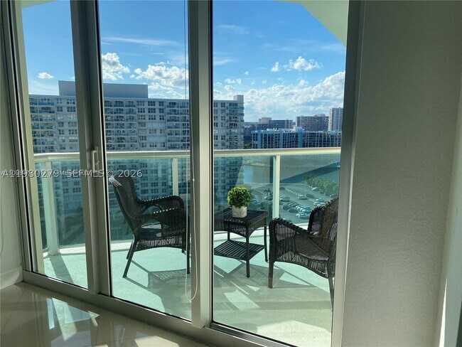 3801 S Ocean Dr Unit PH16S