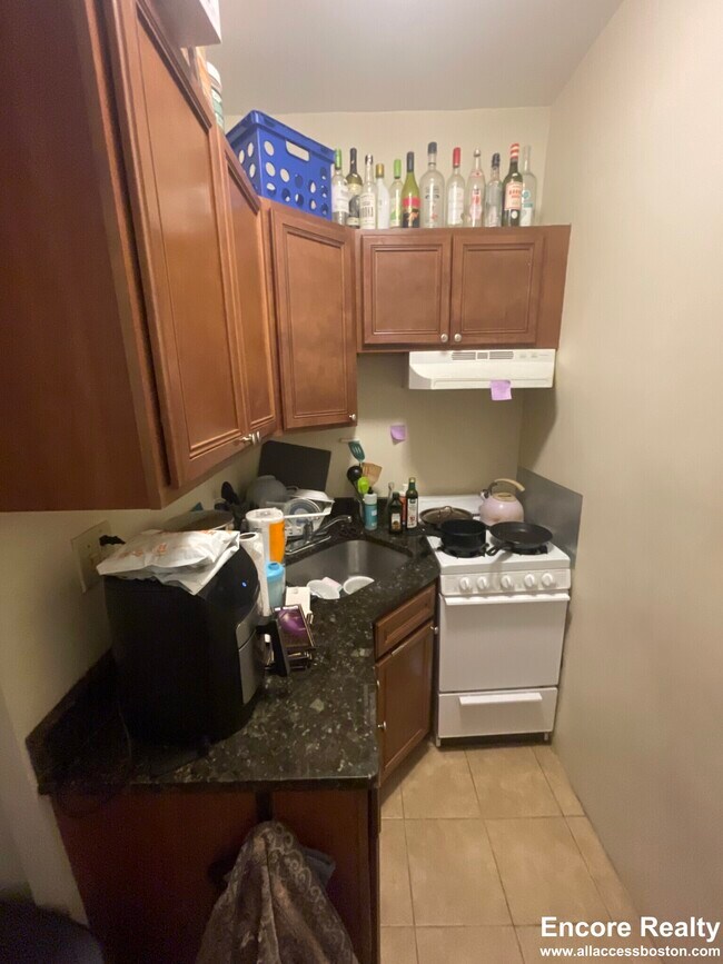 Photo - 38 Hemenway St Unidad 38