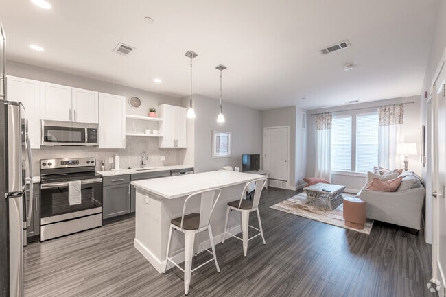 1 BR, 1 BA