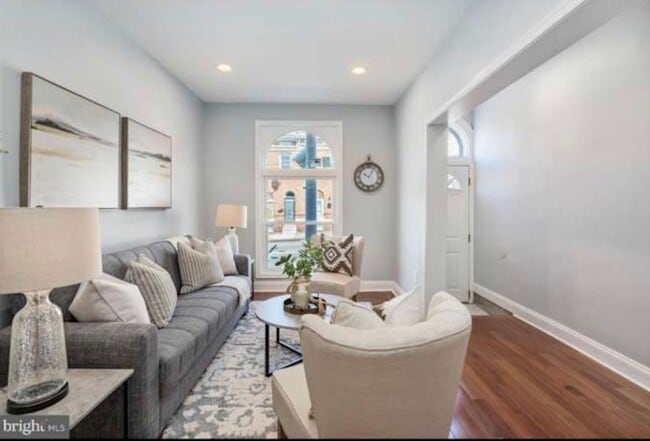 Photo - 2815 Orleans St