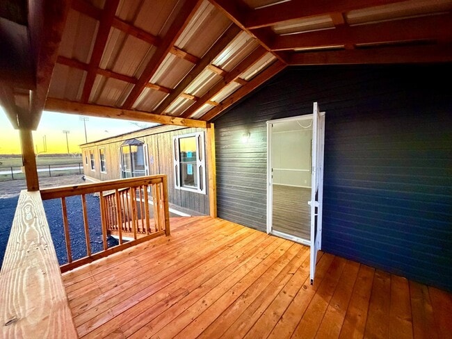 Photo - 1133 Rd 5823