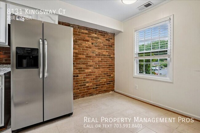 8131 Kingsway Ct