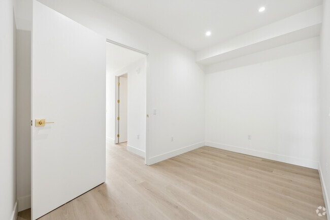 2BR, 3BA - Dining Room