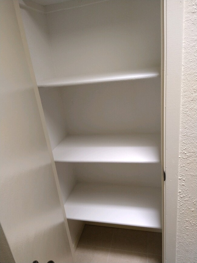 Photo - 103 Timber Wolf Unit Timberwolf