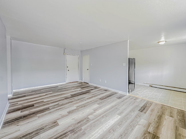 Photo - 7002 N Broad St Unidad D432