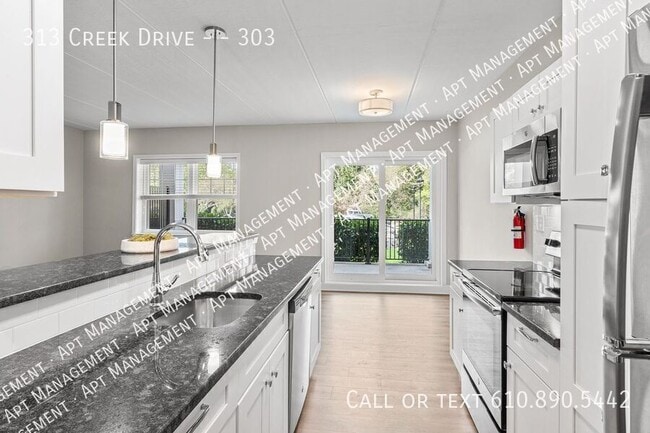 Photo - 313 Creek Dr Unit 303