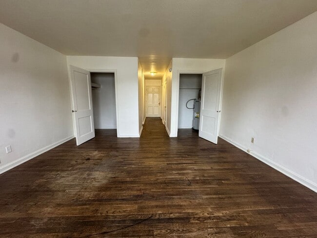 Building Photo - DEMJ620 Unit #14