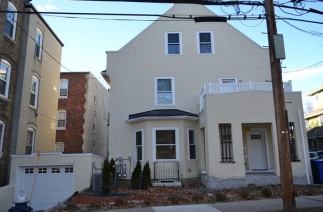 172 Fuller St Unit 1