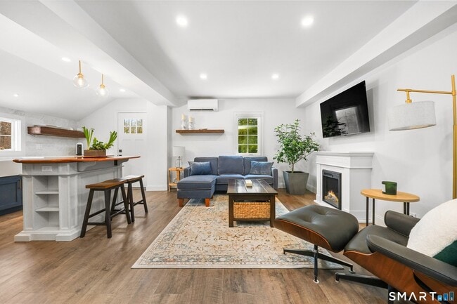 Photo - 167 North Ave