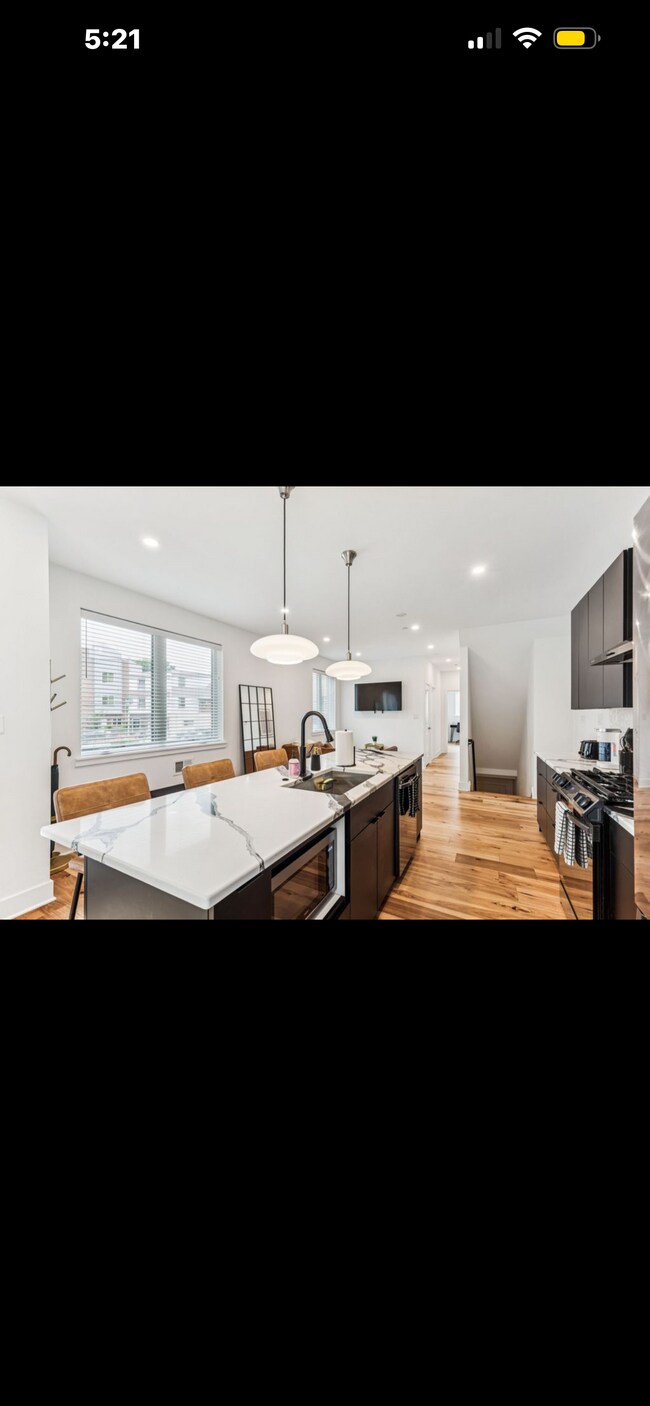 Photo - 1846 Vineyard St Unit 1