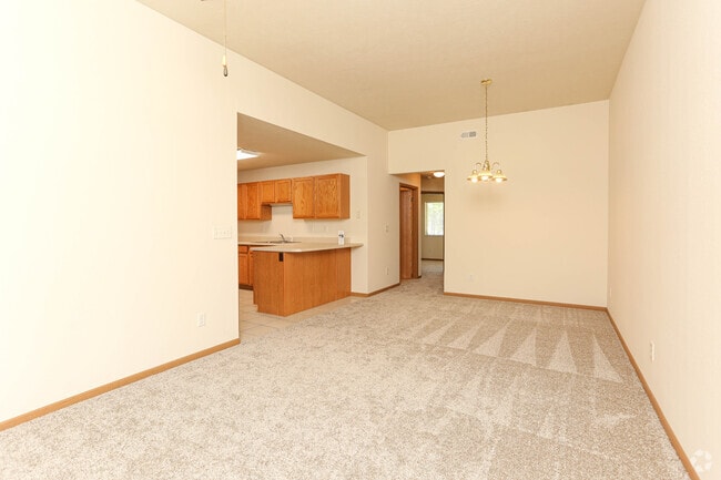 2BR, 1BA - 920 SF - Living Room