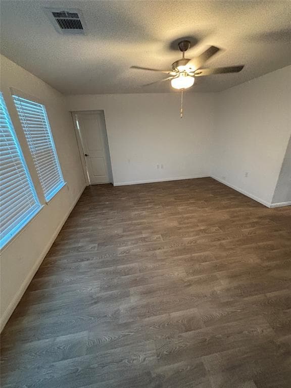 Photo - 1611 Iberville Dr