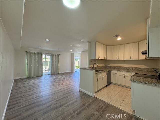 2300 S Hacienda Blvd Unit E5