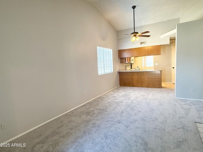 Photo - 170 E Guadalupe Rd