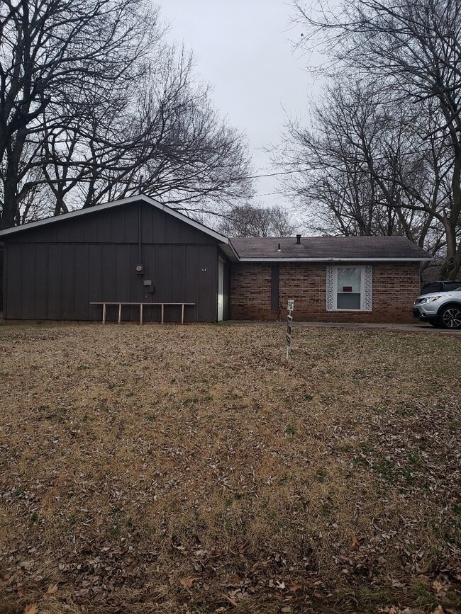 Photo - 3 BR 1.5 BA Home off 62 in Farmington