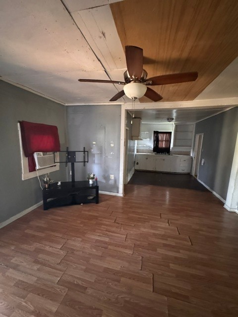 Photo - 404 Hawthorne St