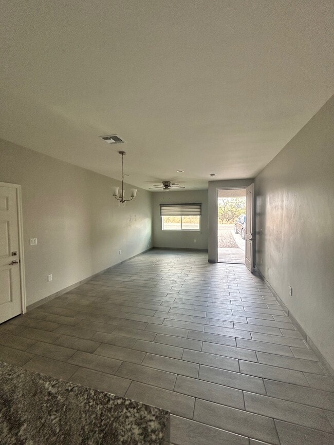 Photo - 1848 Silver Ct