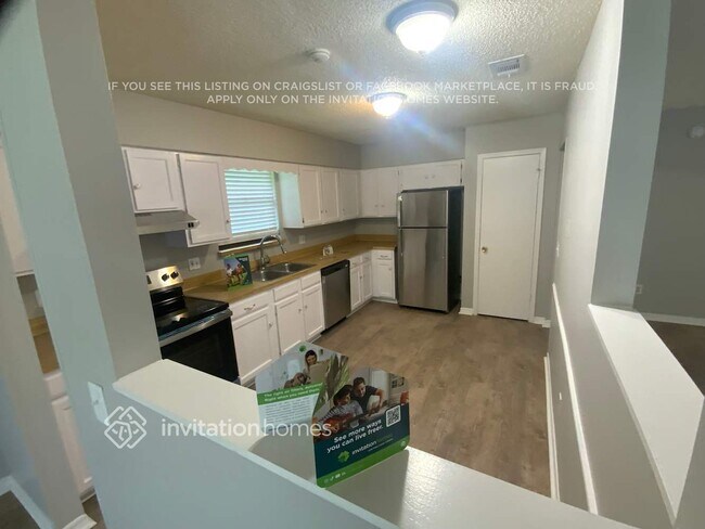 Photo - 8404 Boysenberry Ln W
