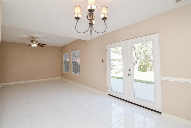 Photo - 3702 Lauderwood Ln