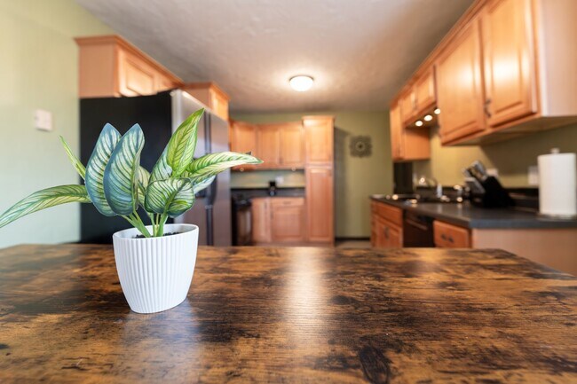 Hideaway House in Farmington, Executive Rental - Fully Furnished